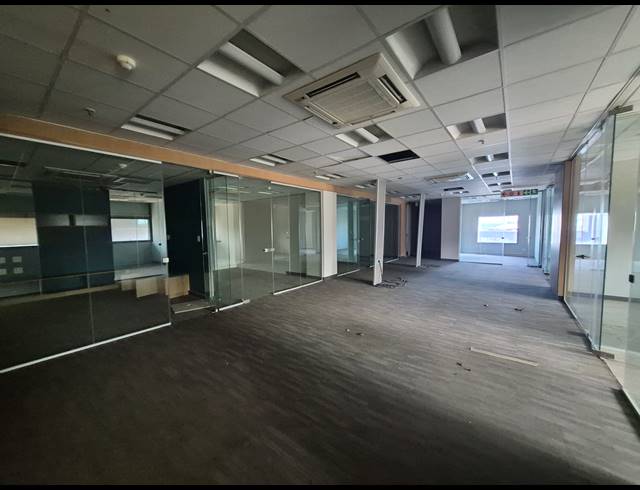661M² OFFICE TO LET IN SANDTON CENTRAL